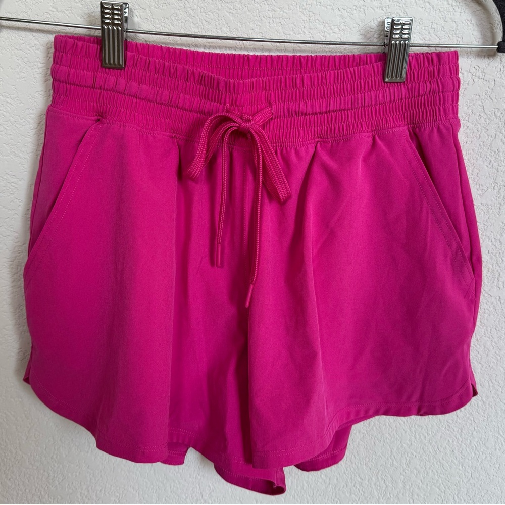 Abercrombie YPB motionTEK High Rise Lined Workout Short